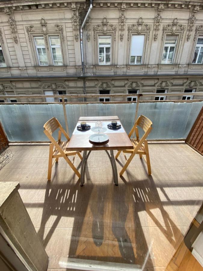 Parisi Flat Apartamento Budapeste Exterior foto