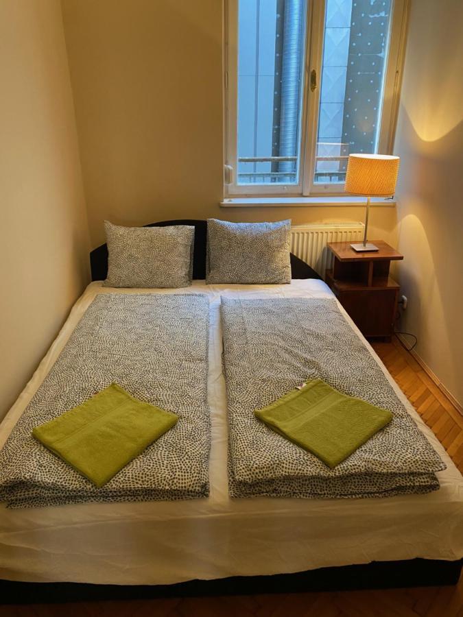 Parisi Flat Apartamento Budapeste Exterior foto
